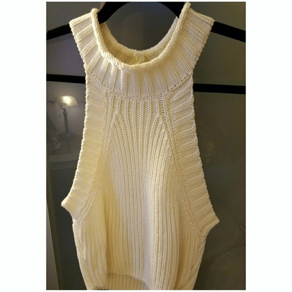 Tobi Tops - ❤ TOBI Sexy Cream Drop Armhole Sweater Top ❤